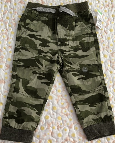 Pantalone mimetico con